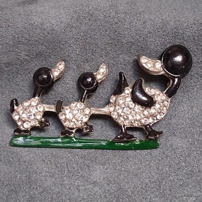 Vintage Dujay Rhinestone Mama Baby Ducks Brooch Vintage Pin