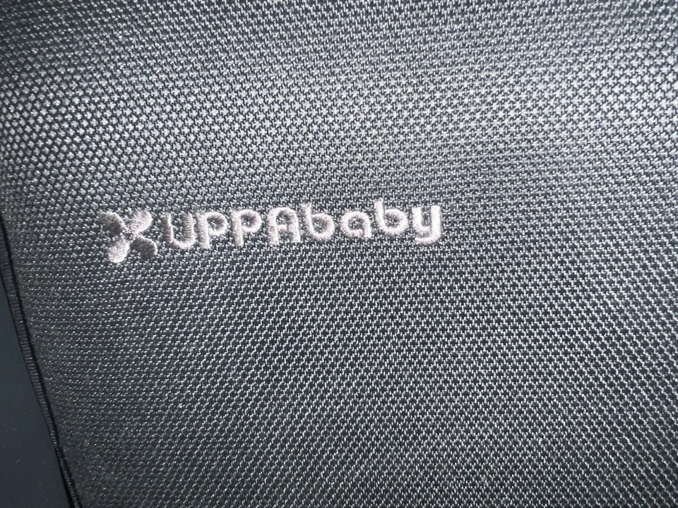 The Weels Are Clean - Image 3 of 4