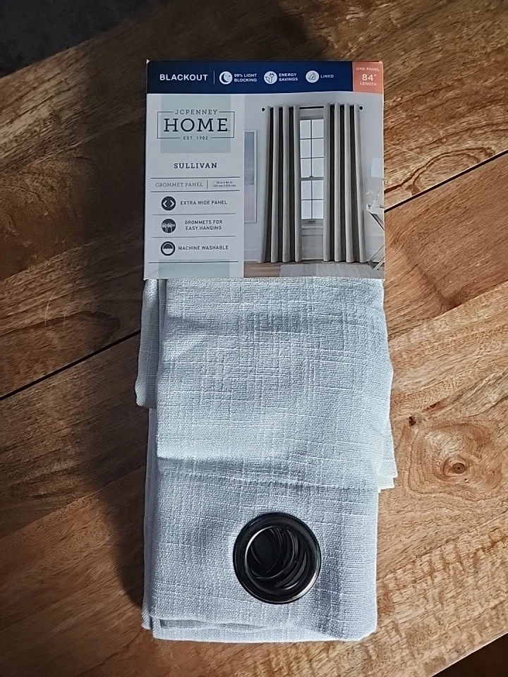 NEW (1) JCP Home Sullivan "Cool White" Blackout Grommet Curtain Panel 50 x 84 in