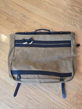 Filson Dark Tan Hanging Garment Bag Discontinued - Pre-owned VGUC suit bag