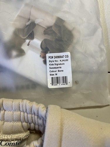 NEW Comfrt Kids Signature Sweatpants Bone Color Size M - Picture 4 of 6