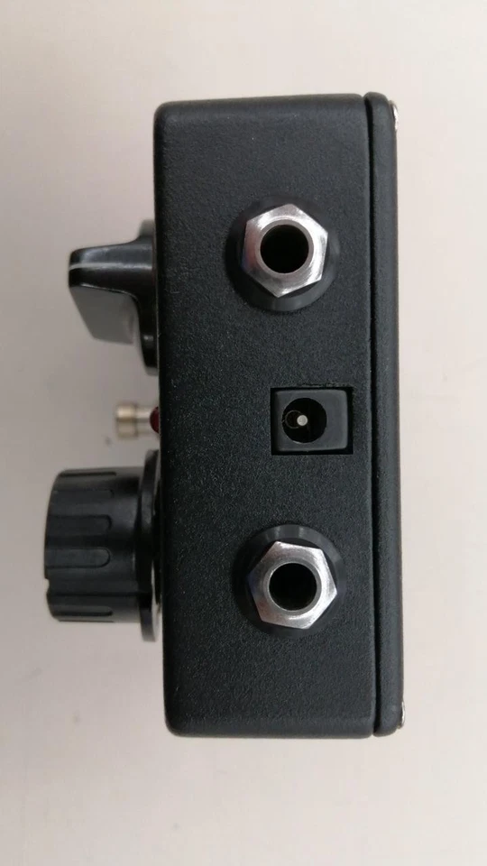 Pedal de efectos para guitarra Voodoo Lab analógico coro - True Bypass, diseño compacto Foto 4 de 4