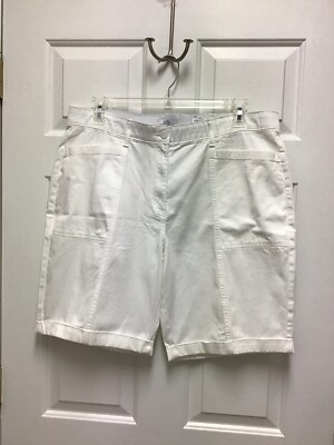 WOMENS CROFT & BARROW WHITE COMFORT WAIST BERMUDA SHORTS  SZ 18 NWT RETAILS $36