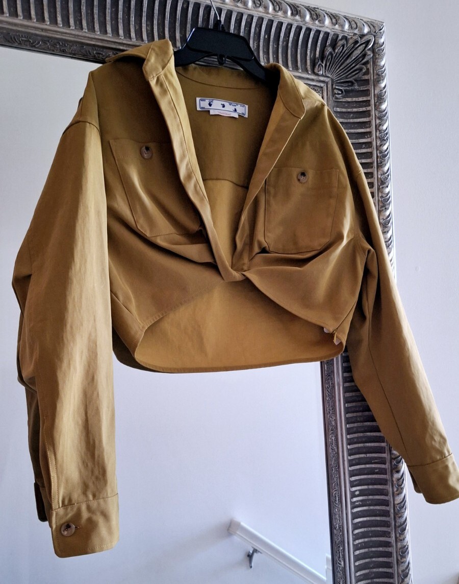 OFF WHITE Twist Crop Cotton Blend Cargo Shirt In Sage Green