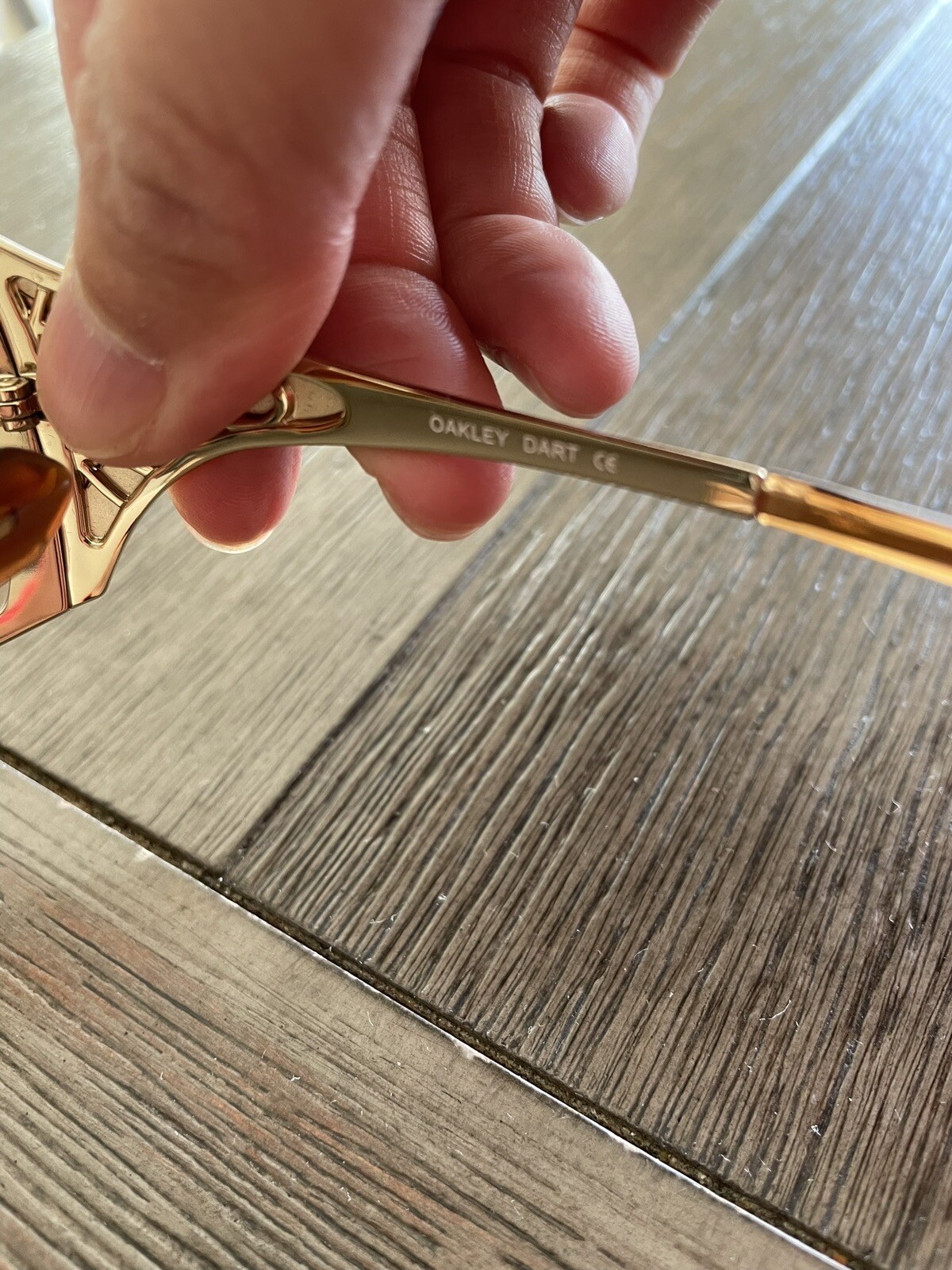 New Oakley Dart Womens Sunglasses Gold frames Brown Radiant Lenses 05