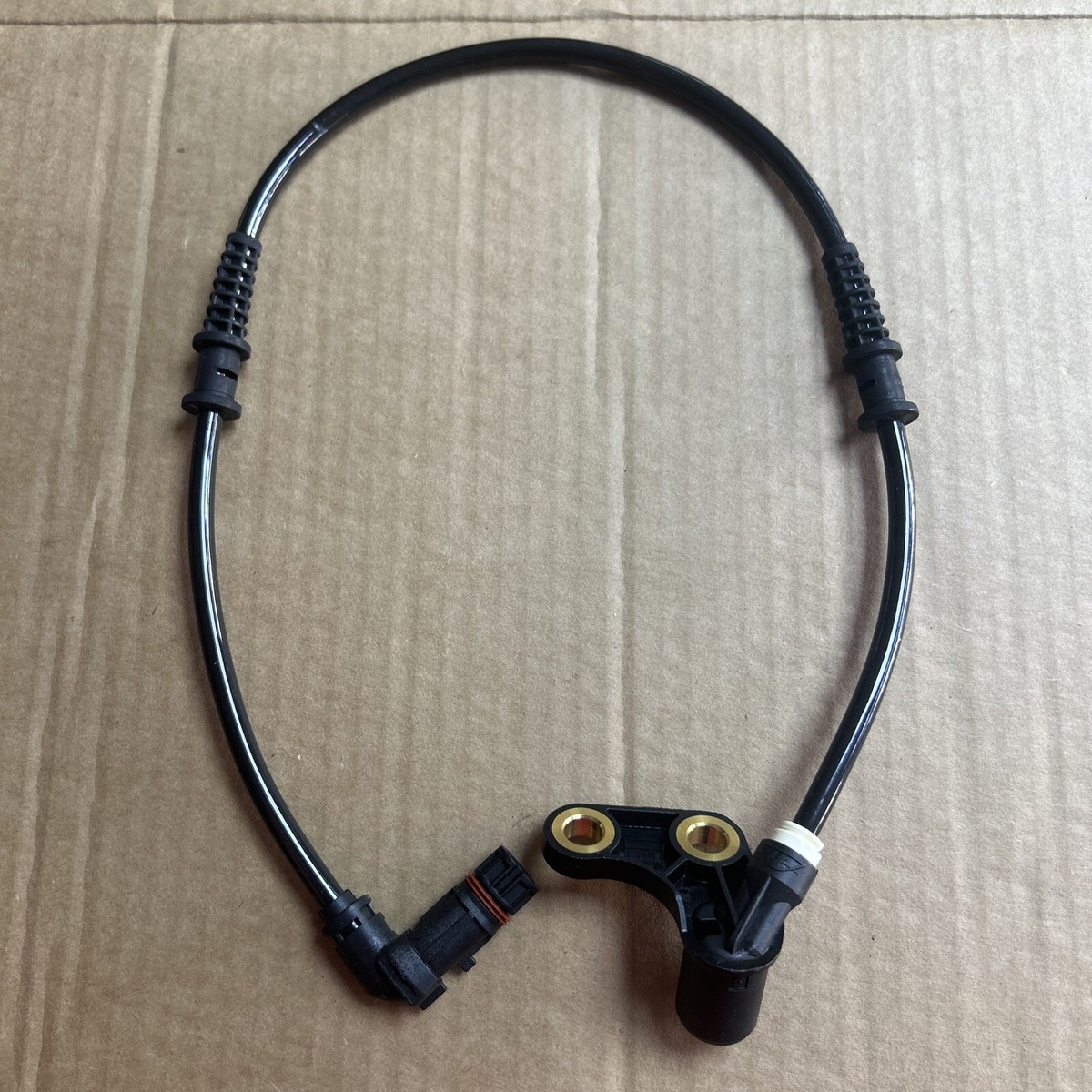 A2025402417 MERCEDES BENZ w170 W202 W208 Right Front ABS sensor