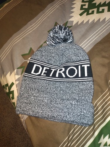 Carhartt Detroit Black/Gray/White Puff 