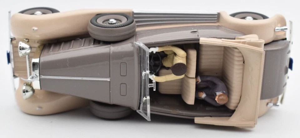 Universal Hobbies Models 1/43 Hispano Suiza James Bond 007 Moonraker. unboxed - Image 3 of 4