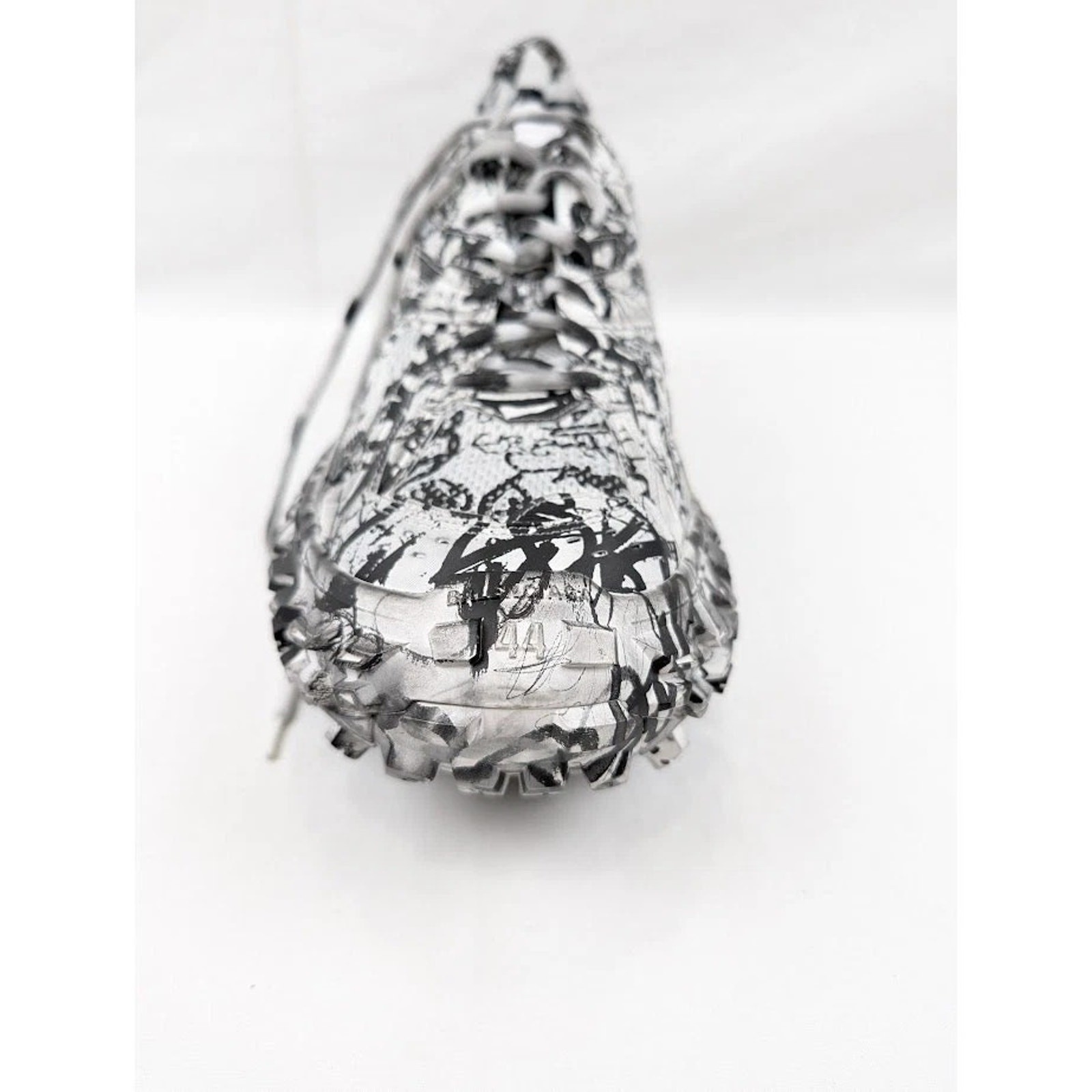 Balenciaga Q:2 / Bouncer Extreme Graffiti Print in White/Black BNWB 44 image 5