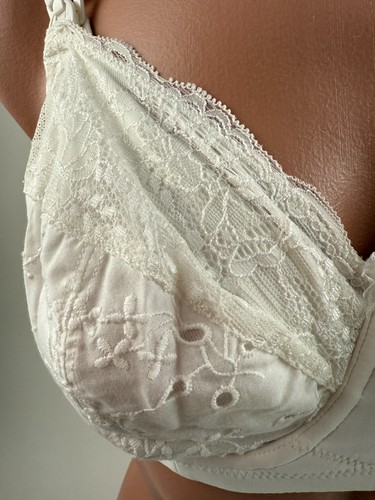 Cake Lingerie Balcony Style Flexible Wire Embroidery Nursing Bra White 38D NWT - Picture 2 of 18
