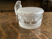 Lalique Crystal France Clear Swans Frosted Powder Jar w/ Lid 4" Signed