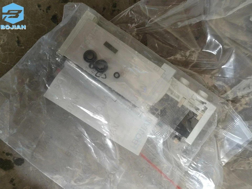 1pc New FESTO VUVG-B14-T32C-MZT-F-1T1L 573479 - Image 4 of 4