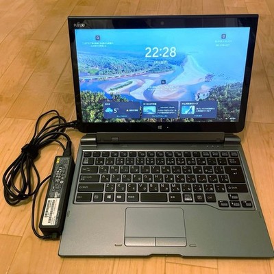 Fujitsu ARROWS Tab Q736 Corei5 SSD128GB 13.3in Win10 Office2021