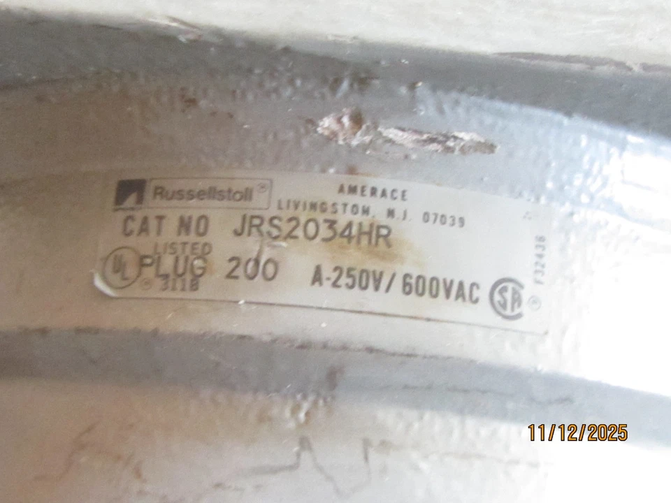 Russell Stoll JRS2034HR contato reverso 200 amp plug 3 pólos 4 fios. - Imagem 2 de 4