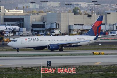 FOTO FLUGZEUG BOEING 737-832 'N394DA' DELTA C/N 30562 L/N 589 GEBAUT 2000 GESEHEN