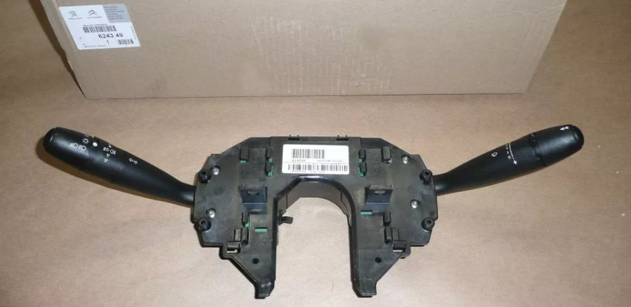 Commutateur colonne de direction 6243.49 commodo clignotant C4 I