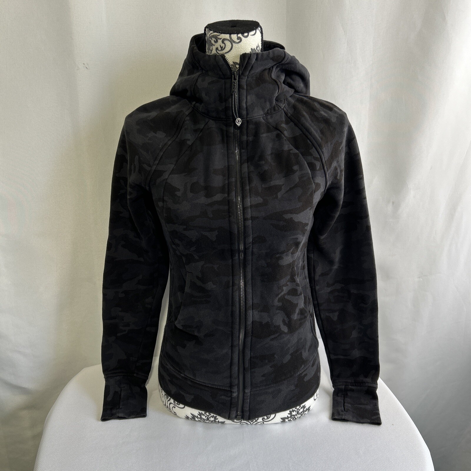 Lululemon Black Grey Camo Scuba Jacket  Full Zip Hoodie Women’s Size 4
