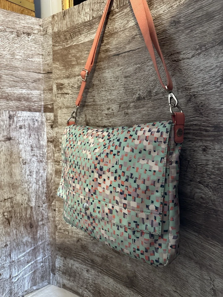 FOSSIL Keyper 邮差包 蓝色 斜挎包 手提包 钱包 — 第 3/4 张图片