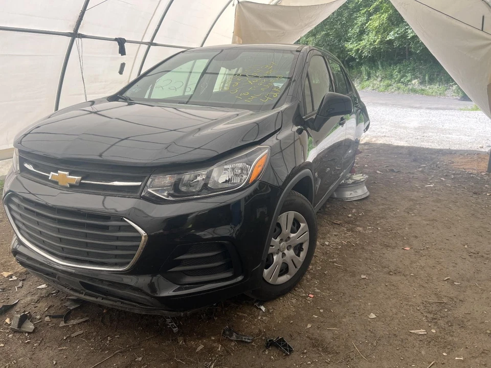 Volante usado se adapta a: Chevrolet Trax 2018 grado A Foto 4 de 4