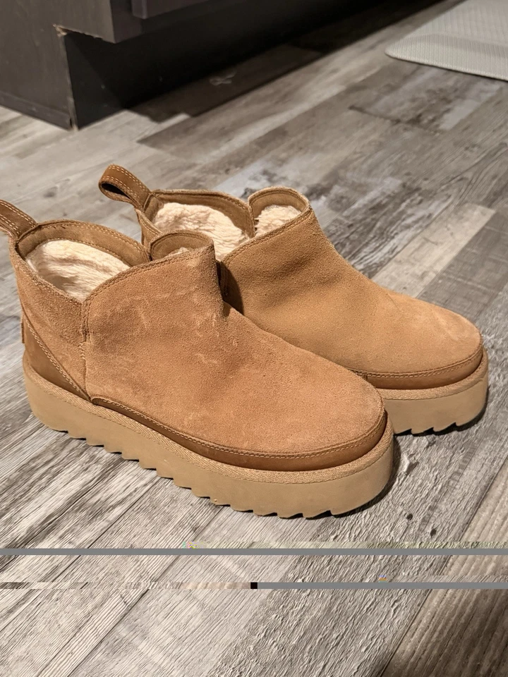 BOTA UGG MUJER ALINA ULTRA MINI PLATAFORMA TALLA US 5 GAMUZA CASTAÑO/LANA UE 36 Foto 2 de 4