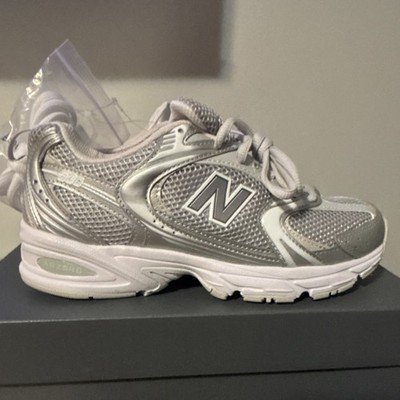 New Balance 530 Silver Metallic Moonbeam MR530RS Men's Low Top