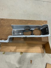 Nos 1971 Ford Galaxie 500 Ltd Lh Argent Chrome Grille Half D1az-8150-c