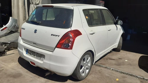 3623068L106GS Luz Interior para SUZUKI SWIFT (AGZ/AZH/NZ) GLX 2008 5795400 - Imagen 6 de 6