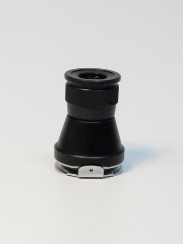 Pentax 67 6x7 Magnifier View Finder - Picture 5 of 11