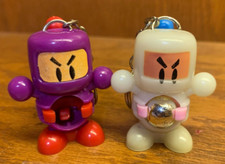 Lote de 2 Llaveros Bomberman 1.5" (solo 1 bola)