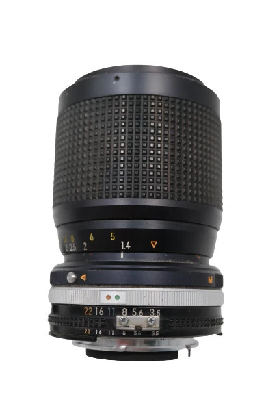 Nikon 35-105mm F3.5-4.5 Manual Focus Zoom Nikkor Lens - Image 3 of 3