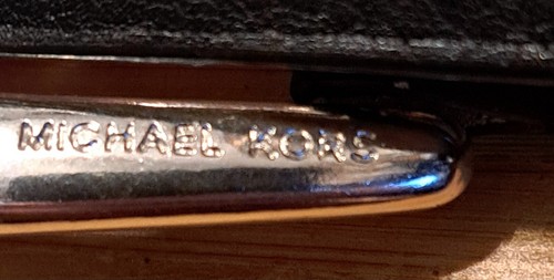 MICHAEL KORS  38 " BLk w/ SILVER BUCKLE LOGO on FINGER of BUCKLE & BUCKLE - Picture 3 of 3