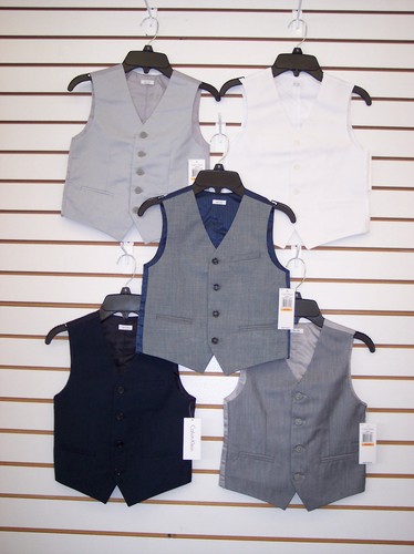 Boys Calvin Klein $39.50 Assorted Vest Size S(8)