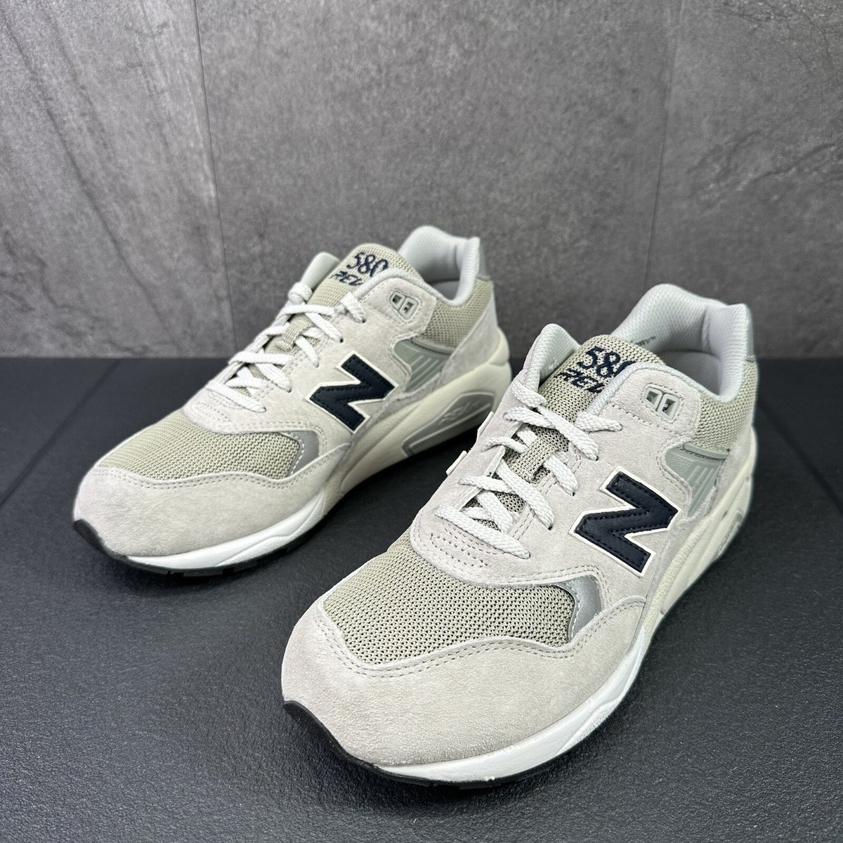 New Balance ☆ MRT580GY Grey New Balance 580 Light Grey Size 8.5 Mens Casual Shoes