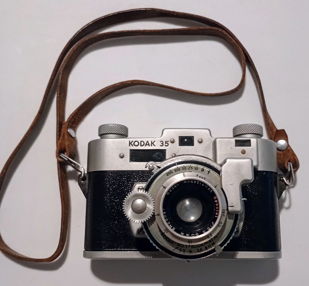 VINTAGE KODAK 35 CAMERA 50mm LENS With Leather Case 1940s VINTAGE KODAK 35 CAMERA 50mm LENS With Leather Case 1940s