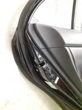 Porte arrière et accessoires Toyota AVENSIS