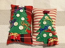 PRIMITIVE CHRISTMAS TREE ORNAMENTS OR BOWL FILLERS SET OF 2    #1