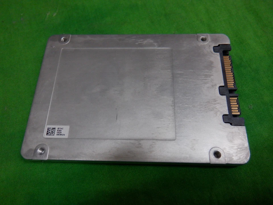 INTEL DC S3610 SERIES 480GB 6Gb/s SFF 2.5" SATA SSD SSDSC2BX480G4K - Image 3 of 3