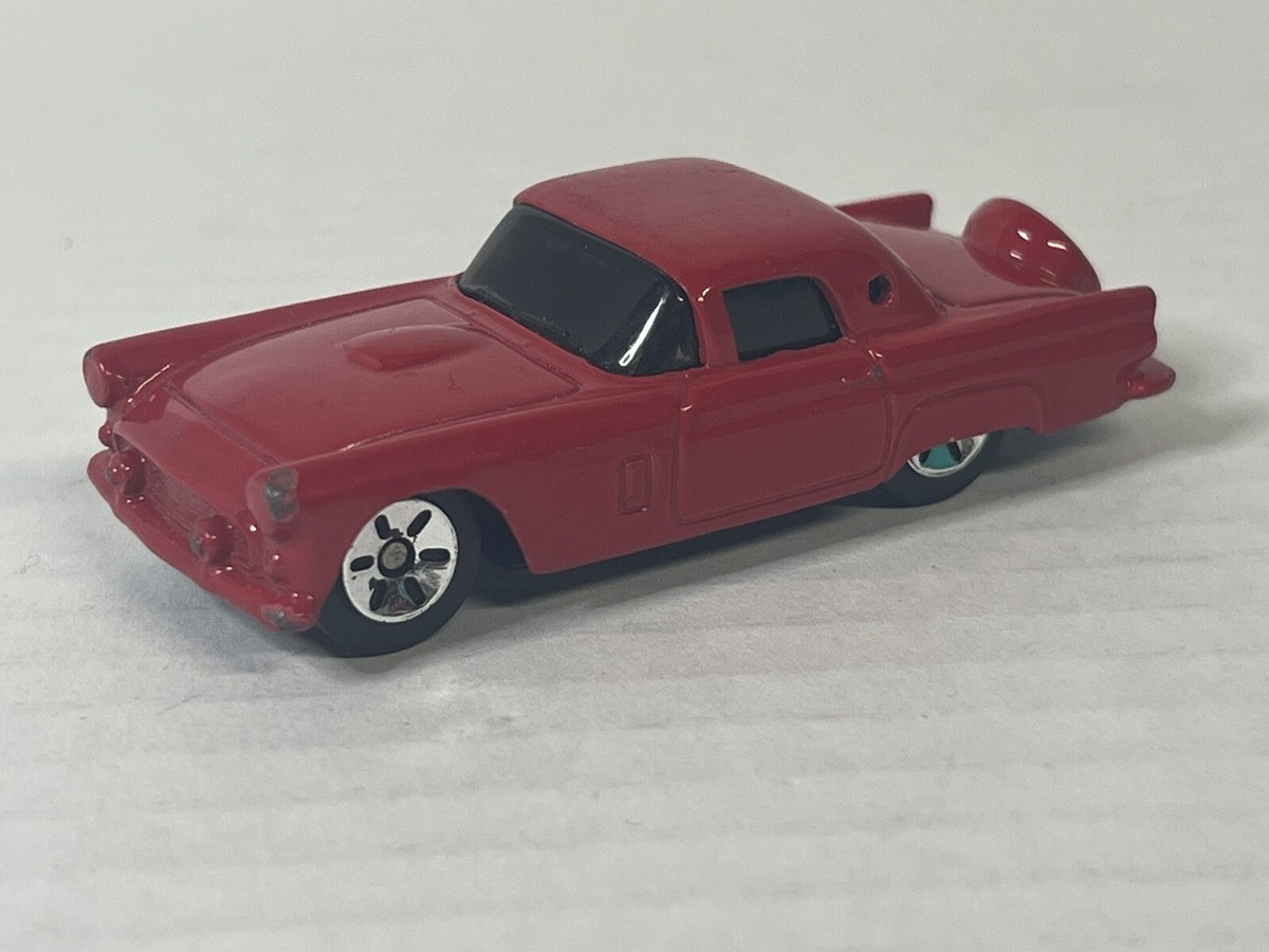 Ford Thunderbird ミニカー レッド Maisto 1956 Ford Thunderbird Red Vintage Diecast Toy Model Car 1