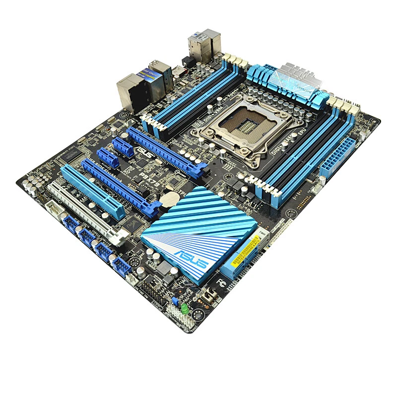 Carte Mère ASUS P9X79 Intel X79 ATX Socle 2011 - Photo 2/3