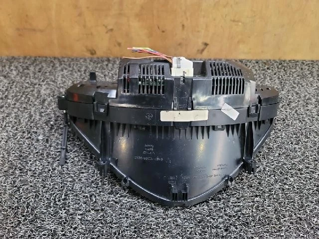 Grupos de instrumentos Mercedes-Benz E280 2008 Foto 3 de 4