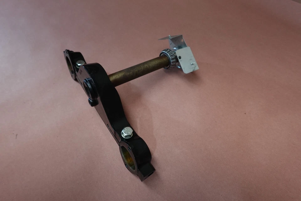 Harley-Davidson Road King 1999-2006 FLHRI triple árbol abrazadera inferior vástago Foto 2 de 4