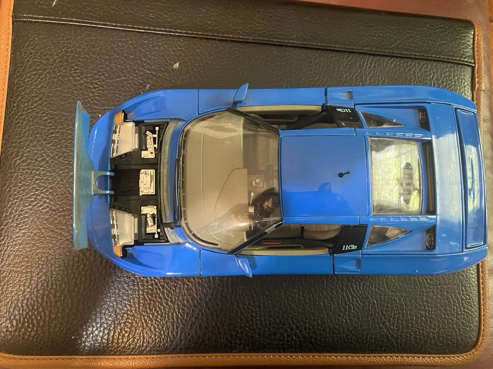 Escala 1/18 Foto 4 de 4