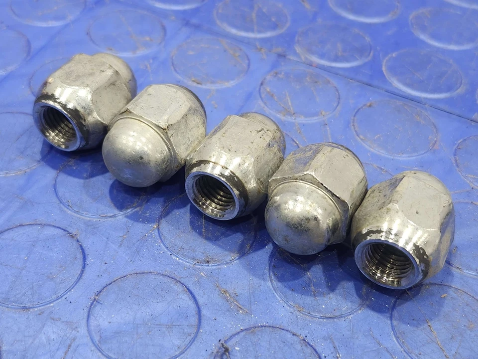 Tuercas bellota rueda acero Toyota RAV4 96-20 - 5 originales OEM 9094201021 Foto 3 de 3