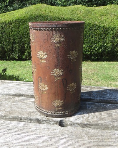 Georg Hulbe Antique, Aesthetic / Art Nouveau Leather Umbrella/Stick Stand