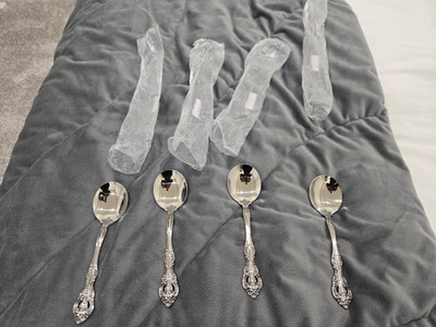 Oneida Michelangelo 18/10 Stainless Steel Round Bowl Soup Spoon (Set of 4)