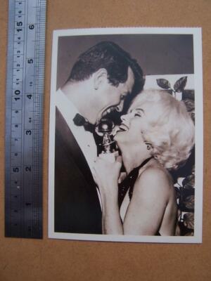 Marilyn Monroe - gezackter Oberrand - Schauspielerin Postkarte (DateiET5) bitte nach unten scrollen