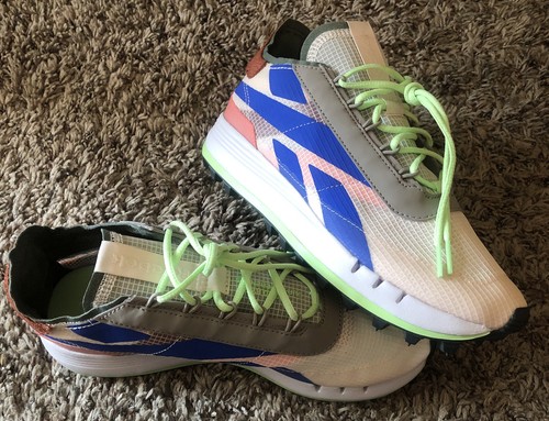Reebok Its a Mans World Womens Trainer 