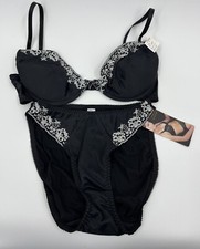 Vintage NWT Delicates JC Penney Satin Bra and Panties Set Small 36C Embroidered