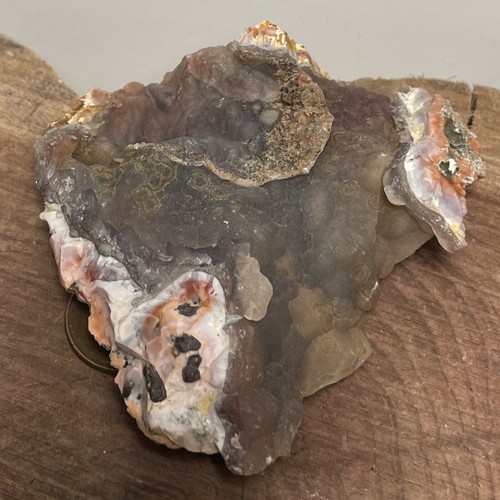 Beautiful Colorful Botryoidal Chalcedony 97 grams - Picture 7 of 7