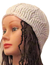New Handmade Crochet White Size S (20 Inches Circumference) Waves Beanie Hat